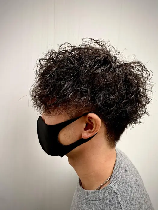 ツイストスパイラルパーマ 強めにかけてしっかり動きが出ます セットも簡単です 桶川市chicfees所属 森田 健 斗のヘアカタログ ミニモ