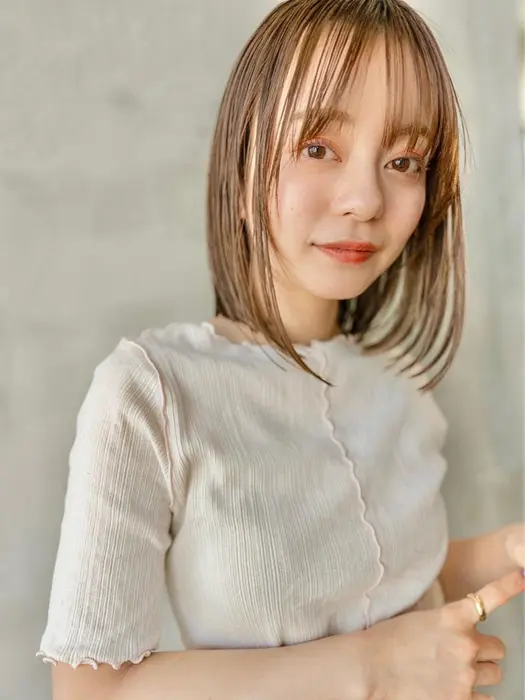 イルミナカラー グレージュ ハイライト グラデーションカラー ダブルカラー インナーカラー ブリーチ Havana Shibuya所属 インナーボブ Kentaのヘアカタログ ミニモ