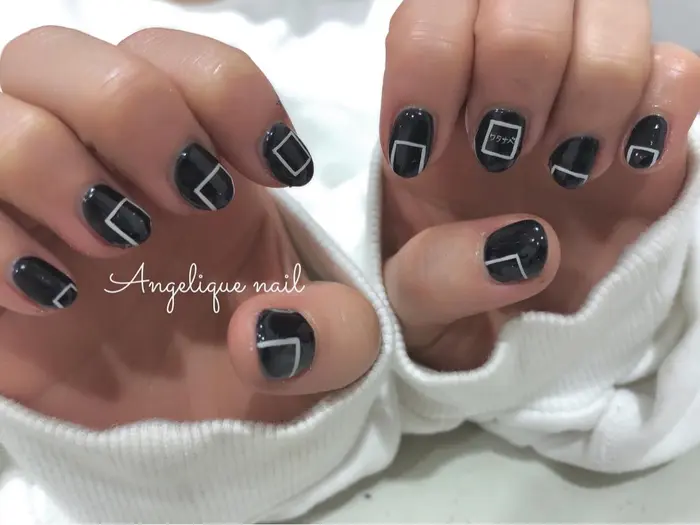 細かいアートも得意です Bianca Angelique Nail所属 茂木 愛奈のネイルデザイン ミニモ
