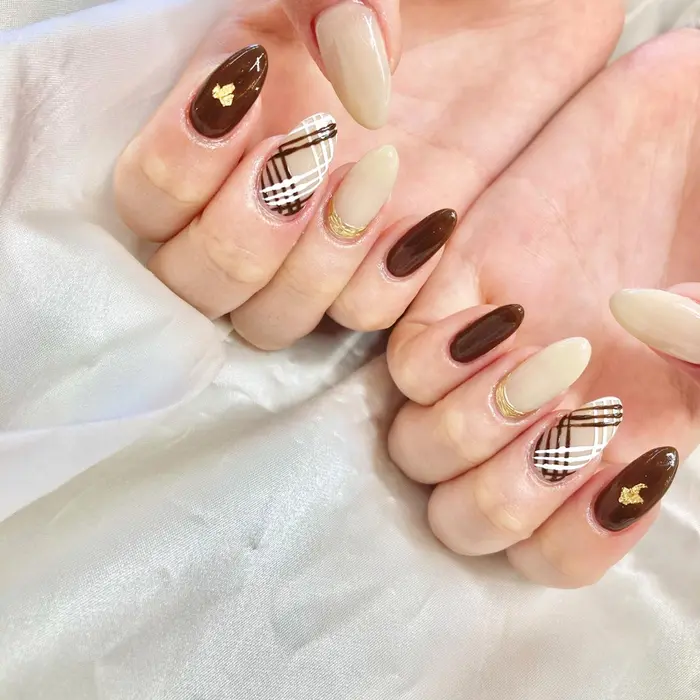 Arisly千葉駅前所属 大塚 唯菜のネイルデザイン ミニモ