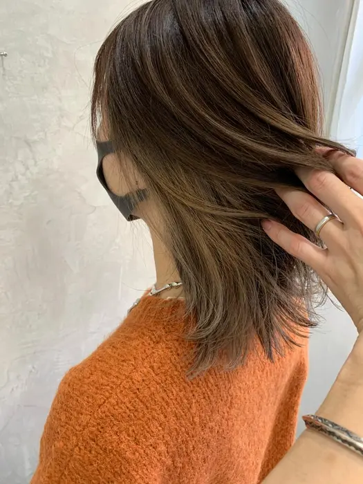 インナーカラー Fudge ファッジ 所属 岡田 和樹のヘアカタログ ミニモ