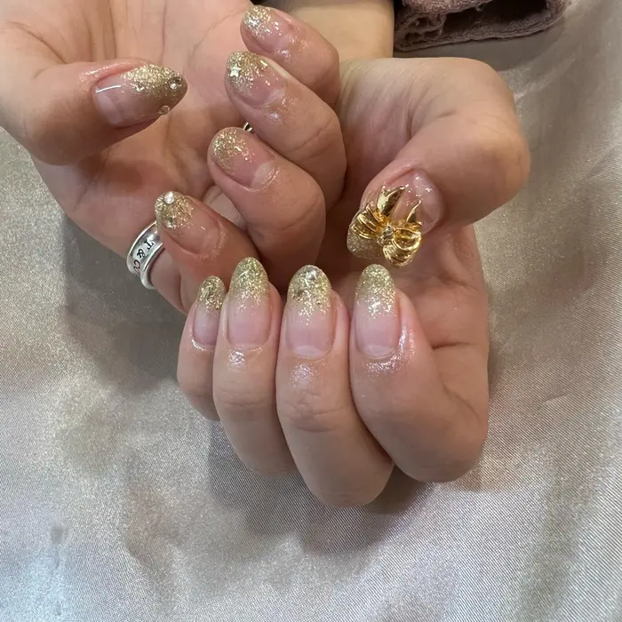 ラメグラ ニュアンスネイル Paragel パラジェル ネオリーブ パラジェル認定サロン Neo Neolive An所属 Neolivean 春風のネイルデザイン ミニモ