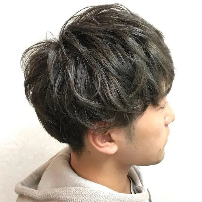 ツーブロック ハイライト アッシュ 美容室ナチュラル所属 真田 アヤ子のヘアカタログ ミニモ ツーブロック ハイライト アッシュ 美容室ナチュラル所属 真田 アヤ子のヘアカタログ ミニモ