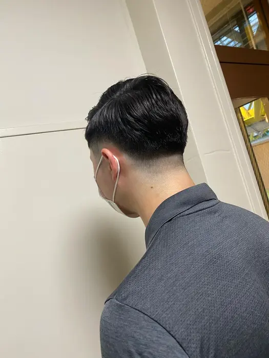フェードっぽくしてワイルドな雰囲気に Agu Hair Diary所属 佐々木 純吾のヘアカタログ 20210520215229 ミニモ