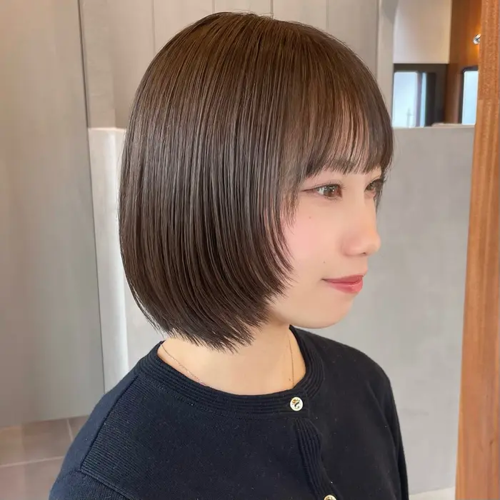 顔周りに動きが出る大人可愛いレイヤーボブ艶感カラーうるつや高保湿ナ?...