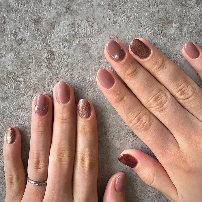 Reco Nail所属 小原 捺未のネイルデザイン ミニモ