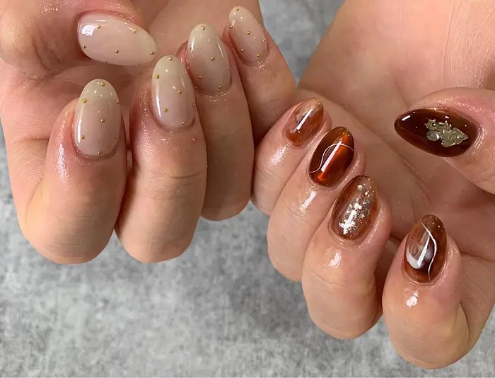 アシメネイル ニュアンスネイル 持ち込み シンプルネイル 長さだし スカルプ パラジェル オフあり Nailsalon Monica所属 Nailsalon Monicaのネイルデザイン ミニモ