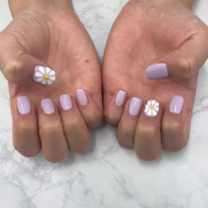 Bianca Luce 渋谷店 ビアンカルーチェ 所属 はせがわ みわのネイルデザイン ミニモ