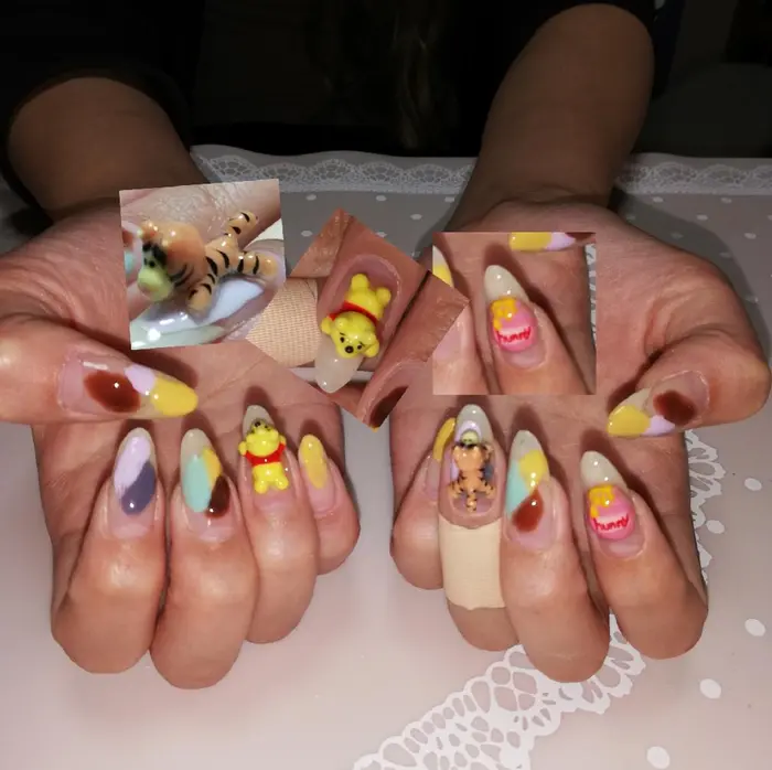 カラフルネイルアートやり放題5 000yen ティガー プーさん 3d別途 Private Nail Eve所属 ネイル Junkoのネイル デザイン ミニモ