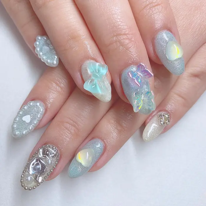 水色きらきら 別途有料パーツ追加有 Minami Nail所属 Ikumi のネイルデザイン ミニモ