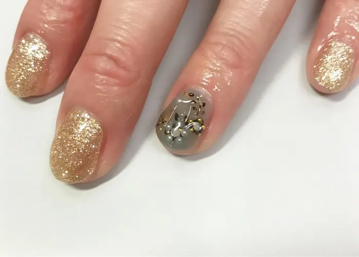 アンティークネイル Homesweet所属 Home Sweet Sayuのネイルデザイン ミニモ