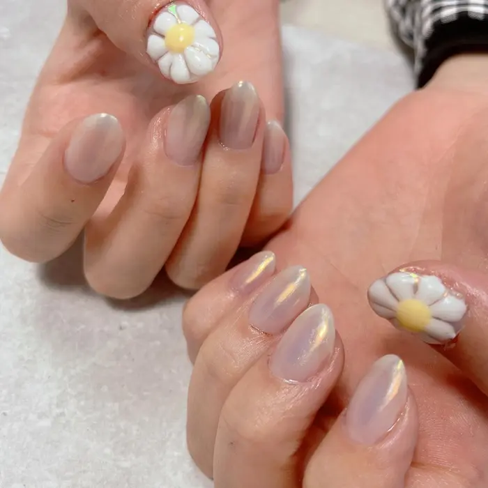 オーロラネイルとぷっくりフラワーアートで 可愛いネイル 持ち込みデザインをさせて頂きました N S Salon 所属 N S Salonのネイル デザイン ミニモ オーロラネイルとぷっくりフラワーアートで 可愛いネイル 持ち込みデザインをさせて頂きました N S Salon 所属 N S Salonのネイル デザイン ミニモ