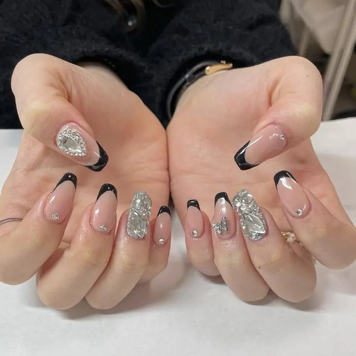 バンド９０分ネイル 有料パーツ別 Minami Nail 宮益坂店所属 Saori のネイルデザイン ミニモ