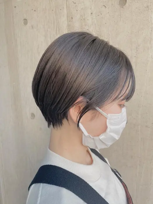 小顔ハンサムショート カットだけでキュッと頭のサイズが小さく見えます 頭が小さいと小顔に見え Effect Hair Care Spa所属 Effectこれえだ みうのヘアカタログ ミニモ