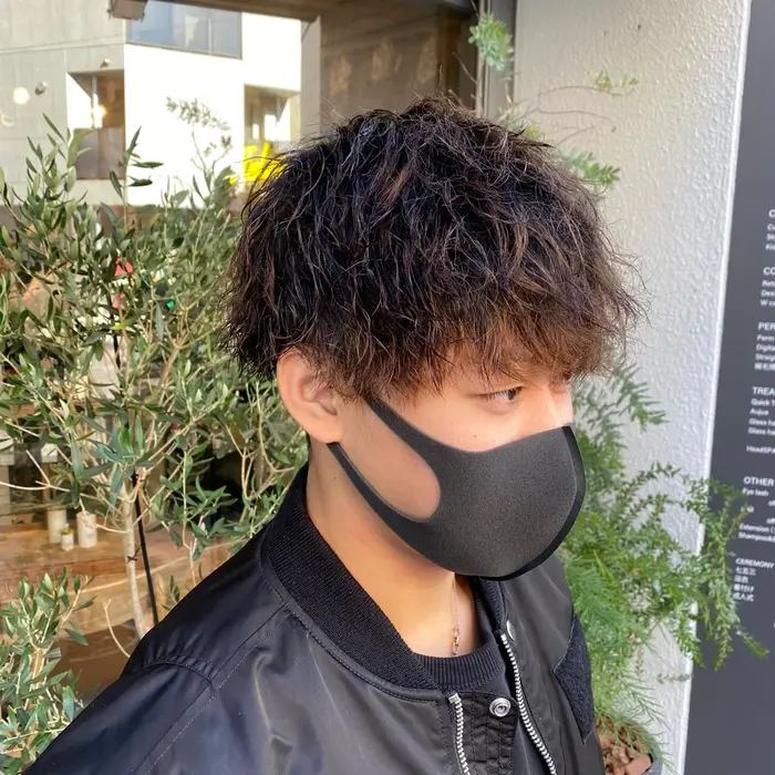 お客様により満足してもらえるスタイル作れます 自分に合ったパーマが分からない方など おまかせしてく Zest Kalon所属 メンズ スタイリスト 永山弘樹のヘアカタログ ミニモ