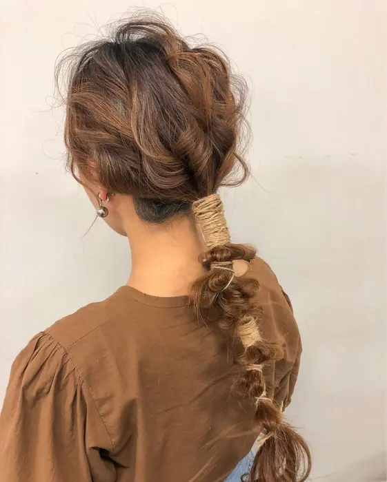 個性派アレンジ 麻紐を使ったにょろ編み Dityca 栄店所属 大原 りんかのヘアカタログ ミニモ