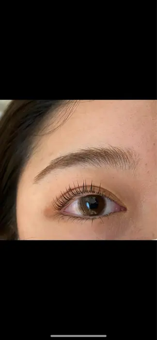 Lucida Ginza エスト店所属 藤井 みさきのマツエクデザイン ミニモ