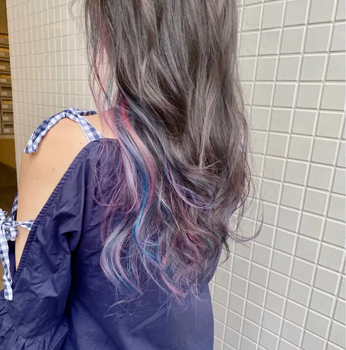 ピンク ブルー パープル 3色入れたユニコーンカラー Jam所属 野口 紗希のヘアカタログ ミニモ