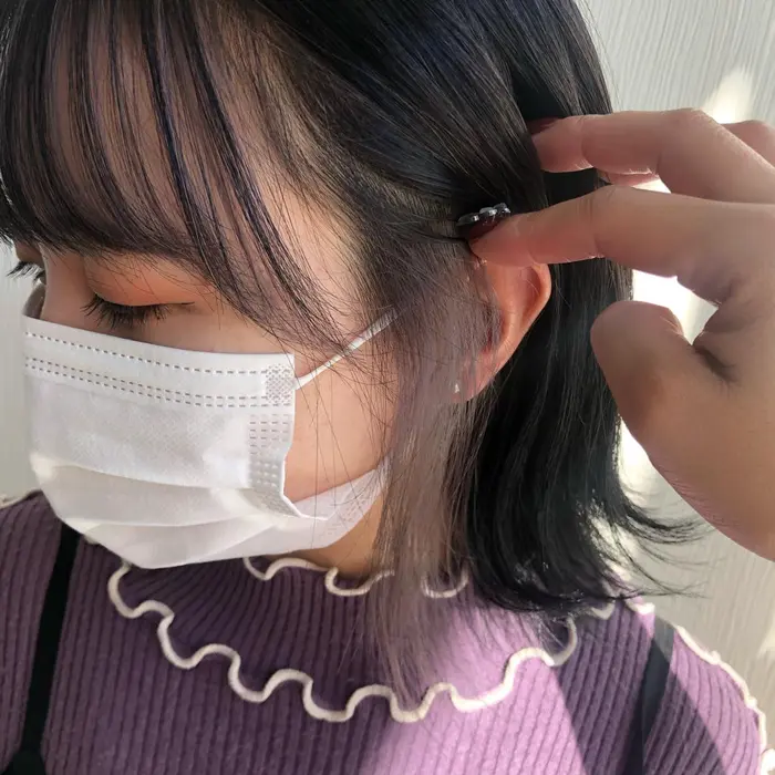 ホワイトパープル 坂場彩乃 さかばあやの プティパ 髪質改善 インナーカラー 縮毛矯正 Hair Design Petit Pas ヘアデザイン プティパ所属 坂場 彩乃のヘアカタログ ミニモ