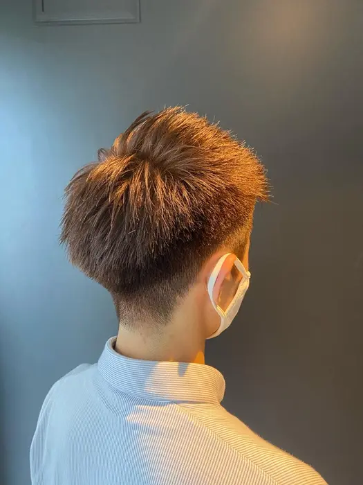 フェードカット 明るめブラウン Parfait Hair Byoak所属 徳重 宏樹のヘアカタログ ミニモ