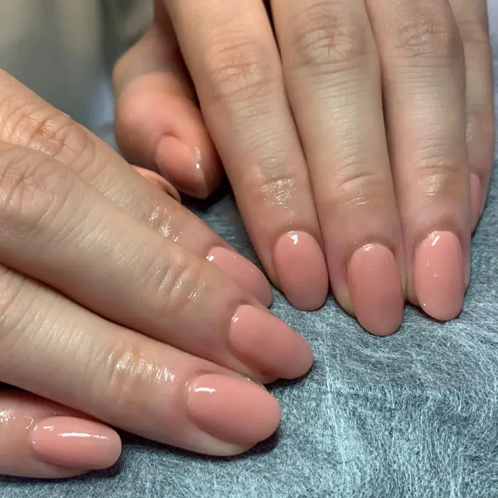 ハイブリッドマニキュア シェラックネイル 969番 Roun 所属 Roun 長塩のネイルデザイン ミニモ