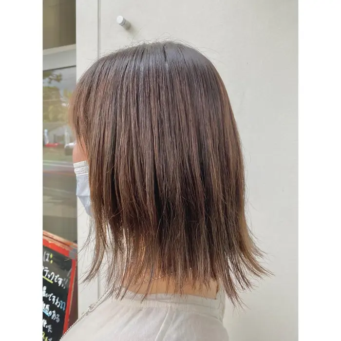 広がるくせ毛も縮毛矯正でおさまりを良くして 毛先はアレンジしやすいように優しい液でかけてます プロヘアテック所属 菅原 柚葵のヘアカタログ ミニモ