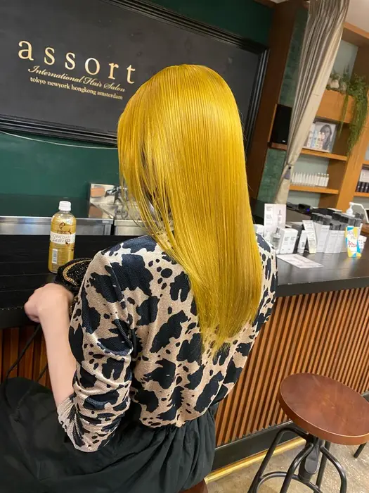 黄色はとても可愛いよ バチくそハイトーンまじオススメ Assort Tokyo所属 はるのすけ ブリーチカラーのヘア カタログ ミニモ