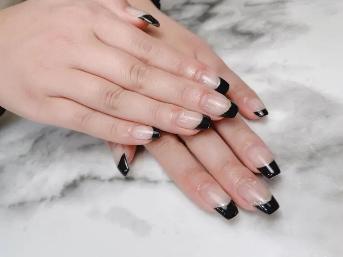 フレンチラメライン Felicita所属 ｆｅｌｉｃｉｔａ Tomokaのネイルデザイン ミニモ