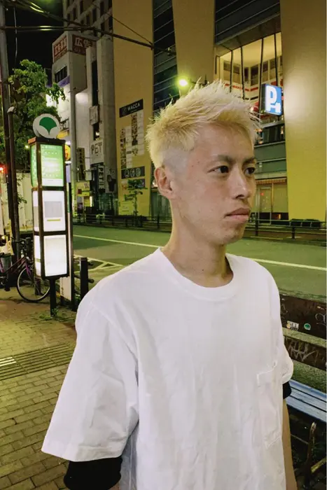 フェード 抜きっぱなしブリーチ これだけ抜いてあれば 幅広い色が出来ますね 夏は髪色で遊び ヒロ銀座池袋東口店所属 鈴木 ゆうきのヘアカタログ ミニモ フェード 抜きっぱなしブリーチ これだけ抜いてあれば 幅広い色が出来ますね 夏は髪色で遊び ヒロ銀座池袋東口店所属 鈴木 ゆうきのヘアカタログ ミニモ