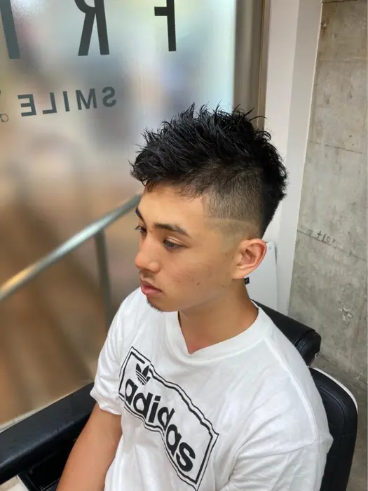 パンクフェード Friseur川西所属 佐々木 優人のヘアカタログ ミニモ