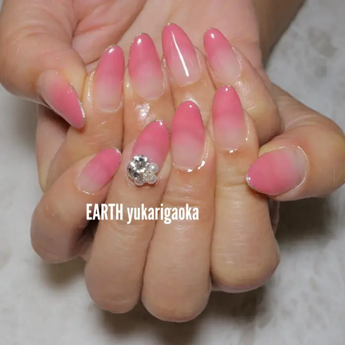 Colour Gradation 4980 Colour Bijou Earth ユーカリが丘店所属 遠藤 智香子のネイル デザイン ミニモ Colour Gradation 4980 Colour Bijou Earth ユーカリが丘店所属 遠藤 智香子のネイル デザイン ミニモ
