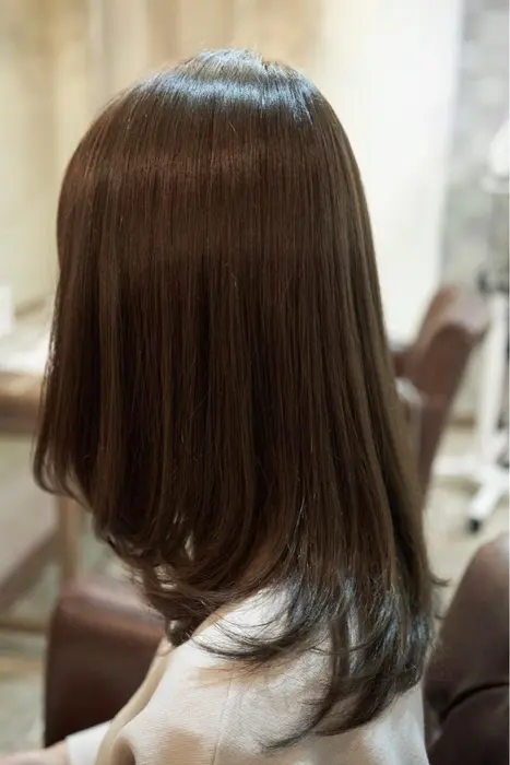 9レベルアッシュベージュ ブリーチ無しで大丈夫です Emo Hair所属 オーナースタイリスト 国生太一のヘア カタログ ミニモ