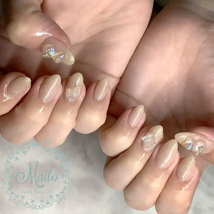 ワンカラーネイル パーツ追加 蝶々と熊のパーツです Eyelash Nail Ribbon 新宿店所属 Ribbon 渡邉のネイル デザイン ミニモ