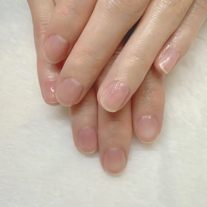 冬は手が乾燥しやすく、ささくれなども出来やすい時期なのでネイルのケ?...