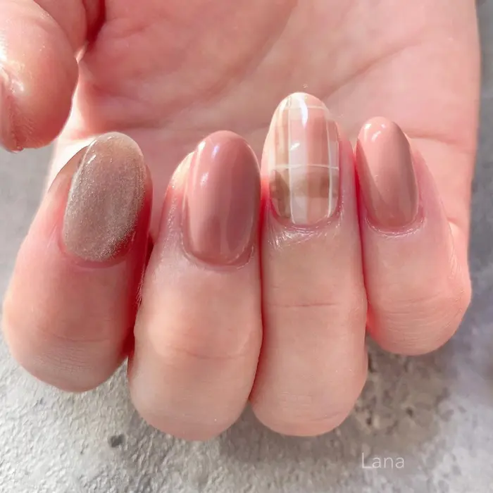 サンプル シンプルデザイン 6500 税込 オフ込みの料金です カラー変更で Lana Nail所属 Lana Nailのネイル デザイン ミニモ