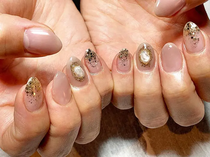 Bコース ネイルサロンボニータ所属 鈴木 いくみのネイルデザイン ミニモ