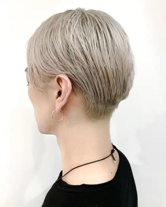 プラチナブロンド Sun所属 艶髪カラー 店長 白井大樹のヘアカタログ ミニモ