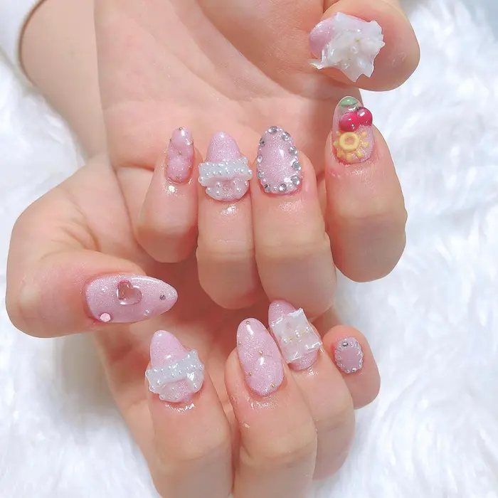 ガーリーネイル チュールネイル シフォンネイル フリルネイル ゆめかわいい パステルネイル Chamnail所属 韓国ネイル ニュアンスネイル 華のネイルデザイン ミニモ