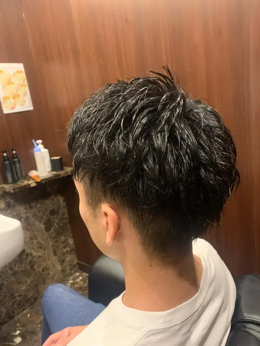 ツーブロック4ミリ ヒロ銀座五反田店所属 竹内 華奈のヘアカタログ ミニモ