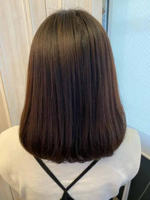 根元はストレートで毛先にワンカールパーマ 癖や広がりを抑えつつ 乾かすだけでスタイリングが終わりの Trico 梅田茶屋町店所属 艶髪 宇都宮 志野のヘアカタログ ミニモ 根元はストレートで毛先にワンカールパーマ 癖や広がりを抑えつつ 乾かすだけでスタイリングが終わりの Trico 梅田茶屋町店所属 艶髪 宇都宮 志野のヘアカタログ ミニモ