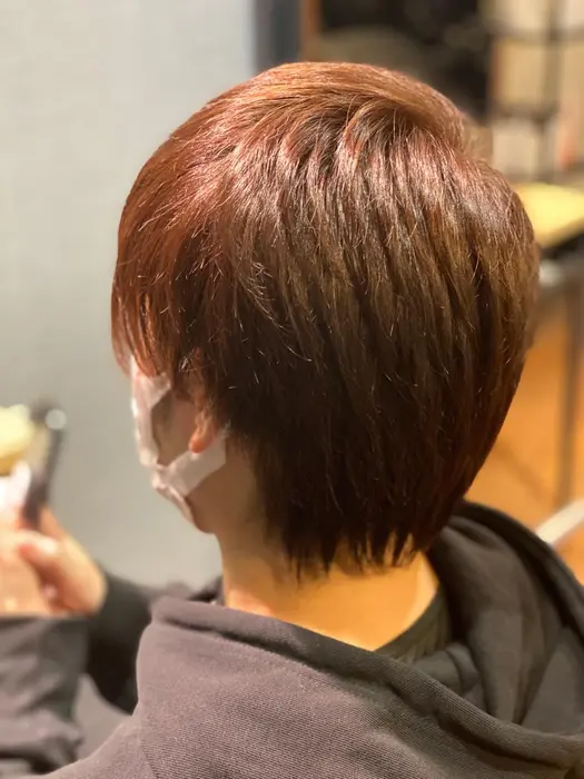 スッキリとカット ピンク系のカラーはメンズにも Hair Care Carune ヘアケアカルネ 所属 Lgbt美容師 荒神のヘアカタログ ミニモ