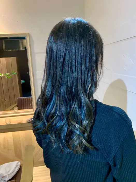 気分イロイロ 髪もイロイロ 髪を塗りかえてみました マニキュアを使ったカラーは 3000円 Real Me大名所属 今井 勝也のヘアカタログ ミニモ