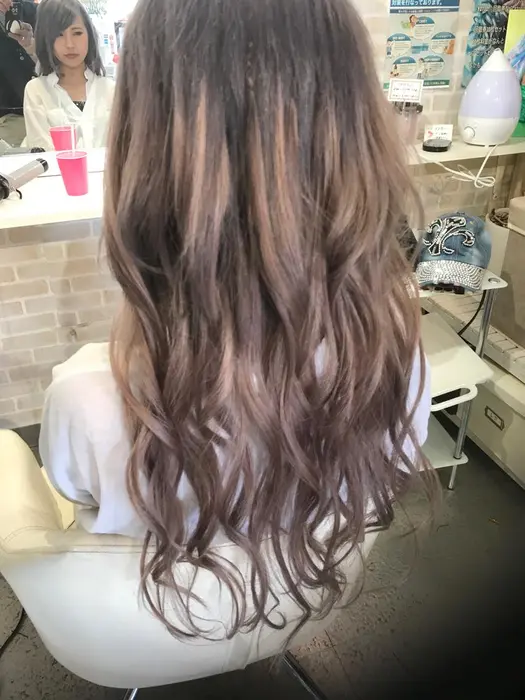 編み込みエクステ50本でグラデーションに仕上げました Hair Make 8lamia8所属 Hair Make Shakaのヘアカタログ ミニモ