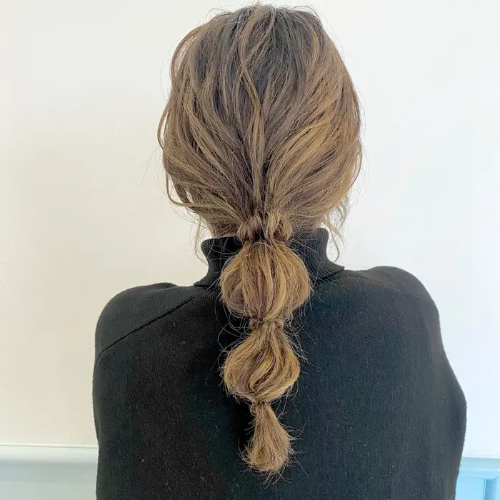 カットはレイヤースタイルで ベージュ系カラーでハイライト 仕上げに玉ねぎヘアアレンジ Freya Total Beauty所属 宮崎 望のヘア カタログ ミニモ