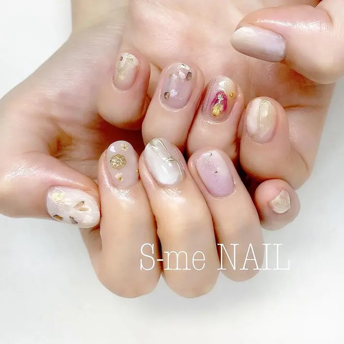 春 ニュアンス 見るたびに楽しい Nail 10本微妙に違うdesignが可愛いです S Me Nail所属 道尾 祥帆のネイル デザイン ミニモ