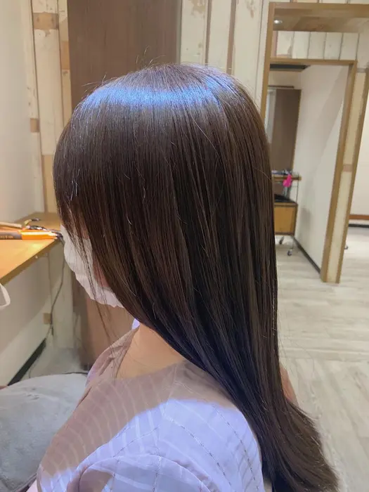 大人気地毛風カラー 赤みを消した暗めのグレージュです Tie ティエ 所属 日沼 美桜のヘアカタログ ミニモ