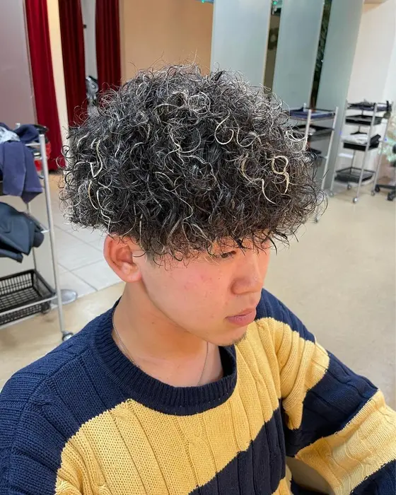 マッシュ プードルパーマ メッシュ Hair Make Aleap所属 山下 大貴のヘアカタログ ミニモ
