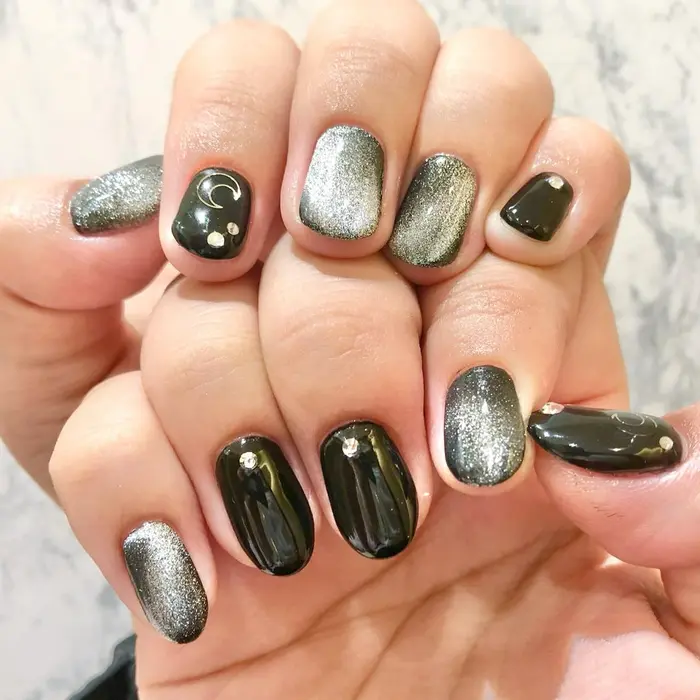 Neolive Ginza所属 矢羽田 玲菜のネイルデザイン ミニモ