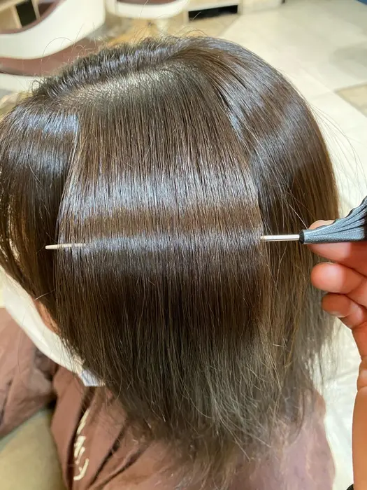 ブリーチ無しでできるアッシュ アース新松戸所属 野老 海音のヘアカタログ ミニモ