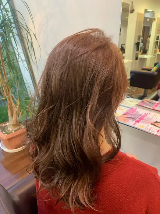 ヘアーオブシエスタ所属 冨樫 克斗のヘアカタログ ミニモ